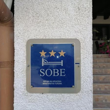 Bed and Breakfast Sulentic Sobe I Restoran Virovitica Exterior foto