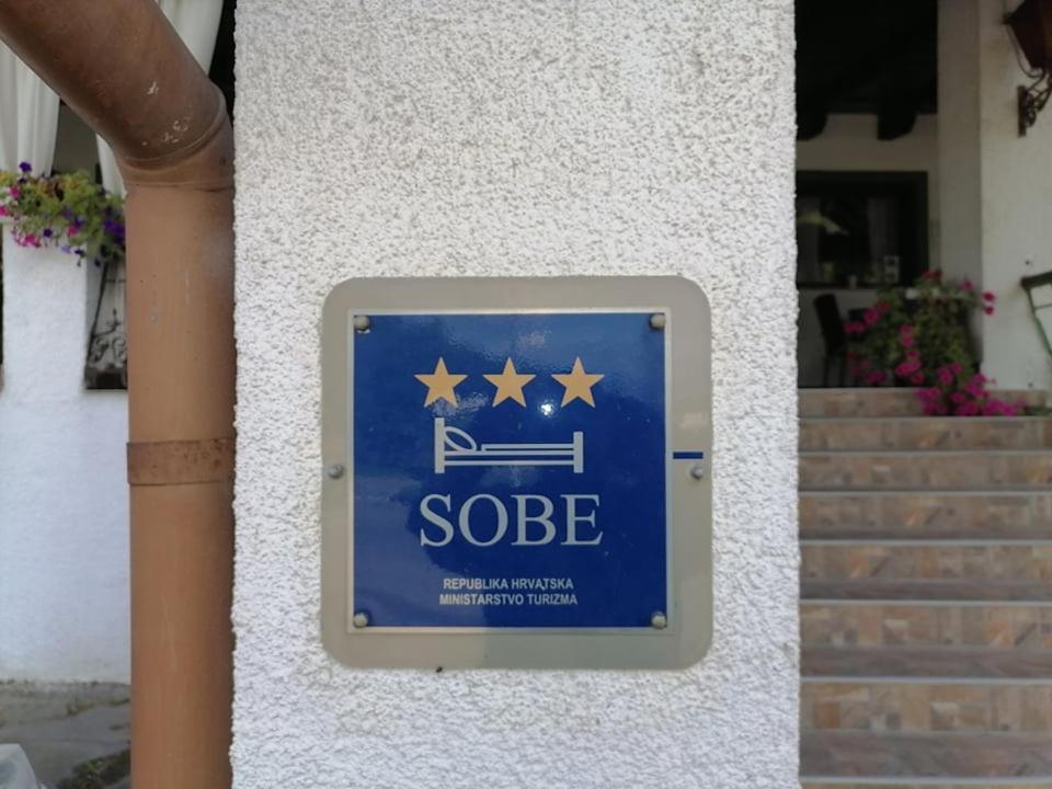 Bed and Breakfast Sulentic Sobe I Restoran Virovitica Exterior foto