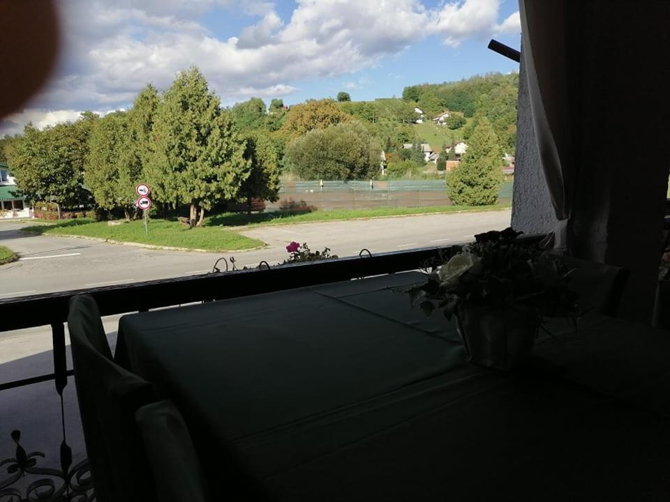 Bed and Breakfast Sulentic Sobe I Restoran Virovitica Exterior foto